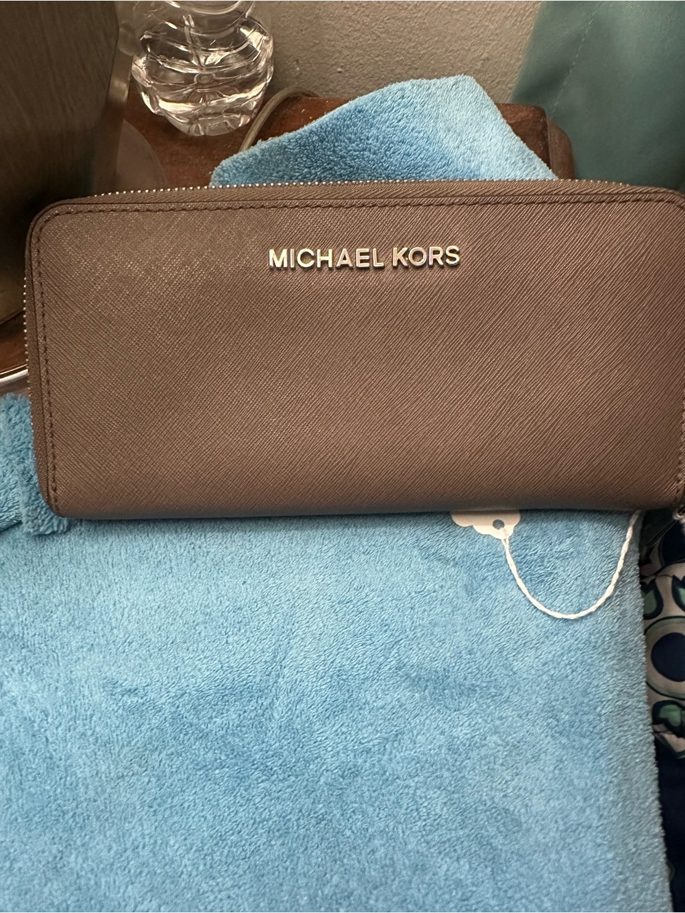 Michael Kors Chocolate Brown Saffiano Zip Wallet